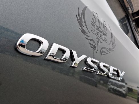Used 2019 Honda Odyssey EX image 16
