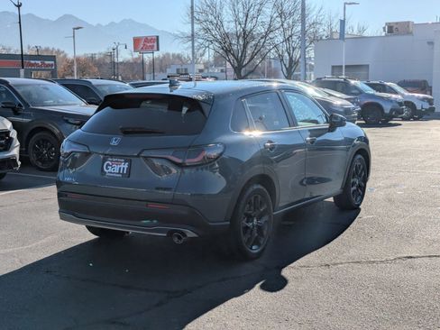 Certified 2023 Honda HR-V Sport image 3