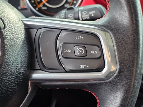 Used 2023 Jeep Wrangler Unlimited Rubicon AWD/4WD image 30