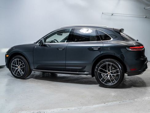 New 2026 Porsche Macan image 2