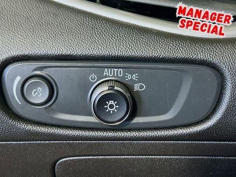 Used 2024 Chevrolet Malibu LT image 11