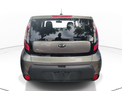 Used 2016 Kia Soul FWD image 7