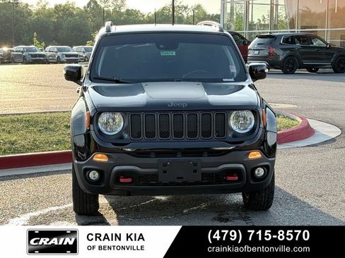 Used 2022 Jeep Renegade Trailhawk w/ Sun/Sound Group AWD/4WD image 2