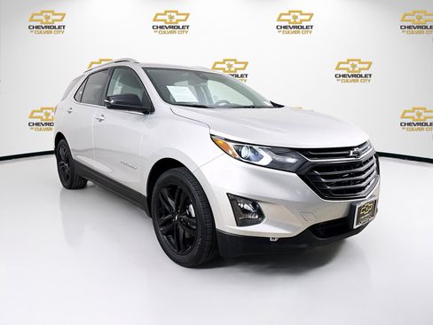 Used 2020 Chevrolet Equinox LT w/ Sport Edition FWD image 1