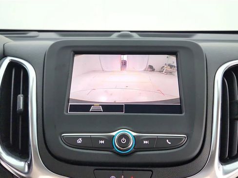 Used 2024 Chevrolet Equinox LT FWD image 44