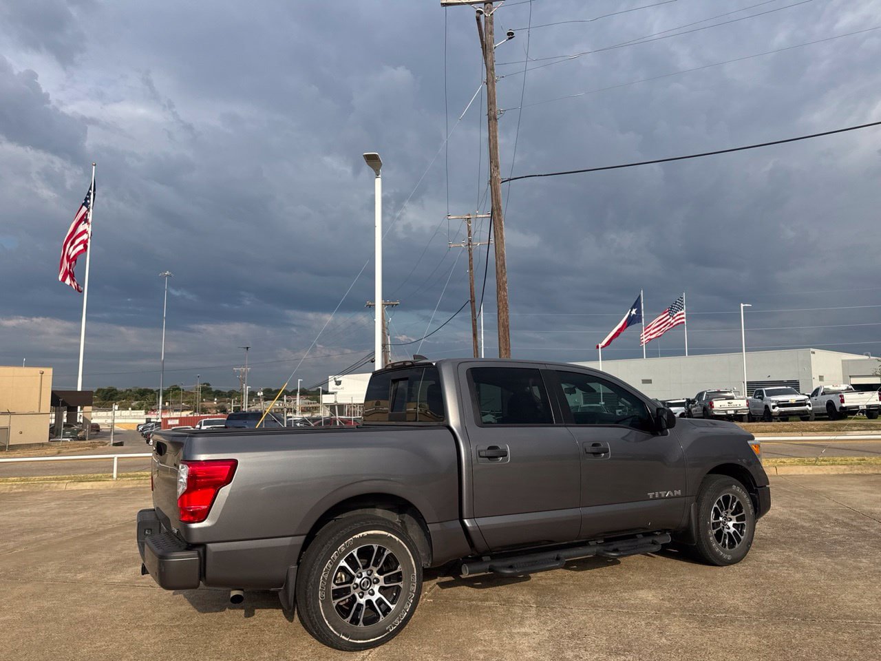 Certified 2022 Nissan Titan SV w/ Accessory Utility Package RWD image 25