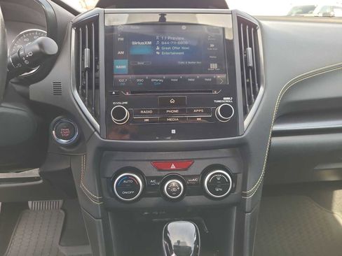 Used 2022 Subaru Crosstrek 2.5i Sport w/ Moonroof Package image 24