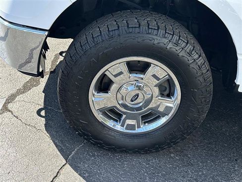 Used 2014 Ford F150 XLT AWD/4WD image 5