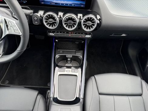 Certified 2026 Mercedes-Benz GLA 250 4MATIC image 22