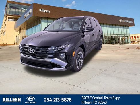 Used 2025 Hyundai Tucson SEL FWD image 4