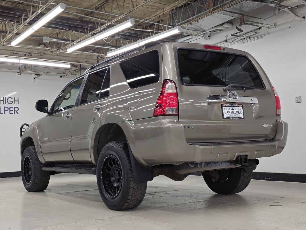 Used 2006 Toyota 4Runner SR5 AWD/4WD image 12