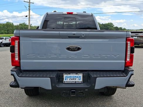 Used 2025 Ford F250 Lariat w/ Black Appearance Package AWD/4WD image 5