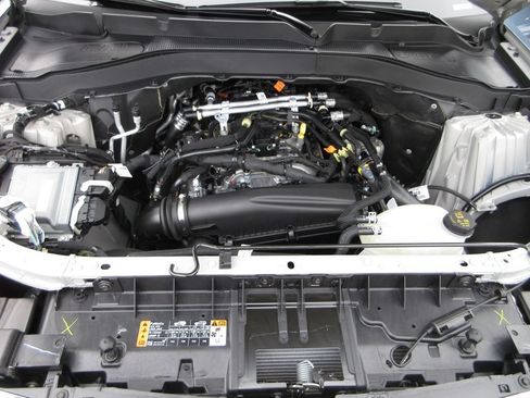Used 2026 Ford Explorer Active RWD image 30