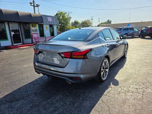 Used 2020 Nissan Altima 2.5 SL FWD image 6