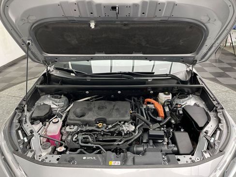 Used 2024 Toyota RAV4 LE AWD/4WD image 22