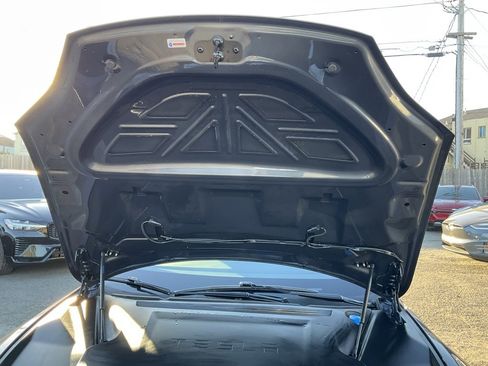 Used 2019 Tesla Model S Long Range image 13