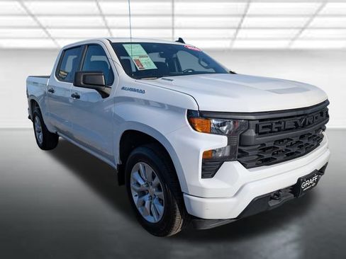 Used 2026 Chevrolet Silverado 1500 Custom RWD image 1