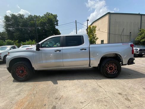 Used 2019 Chevrolet Silverado 1500 Custom Trail Boss w/ Custom Convenience Package AWD/4WD image 4