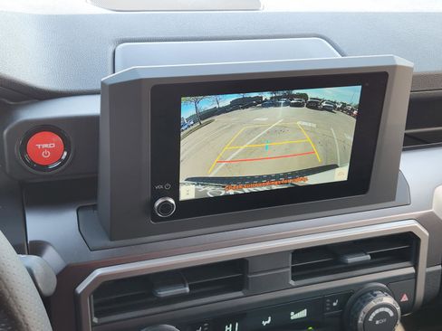 Used 2025 Toyota 4Runner TRD Off-Road image 20