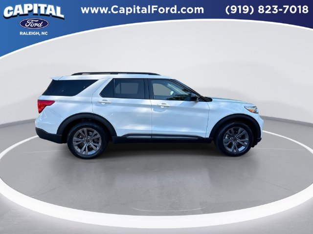 Certified 2024 Ford Explorer XLT w/ Equipment Group 202A RWD image 9