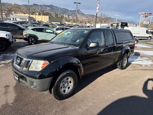 Used 2015 Nissan Frontier S image 16