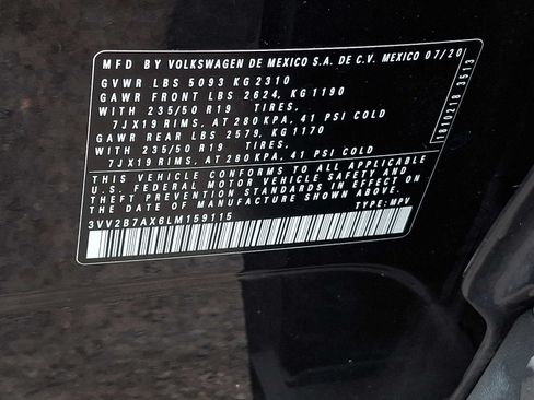 Used 2020 Volkswagen Tiguan SEL AWD/4WD image 26