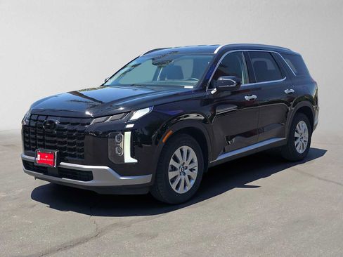 Used 2023 Hyundai Palisade SEL FWD image 7