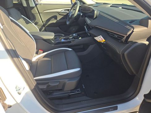 New 2026 Buick Envision Sport Touring image 7