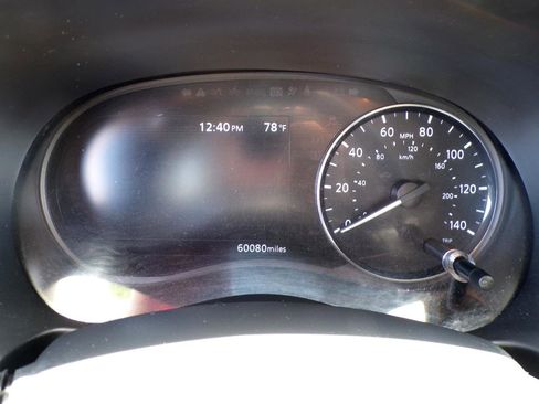 Used 2022 Nissan Kicks SV FWD image 12