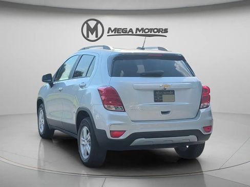 Used 2021 Chevrolet Trax LT AWD/4WD image 5