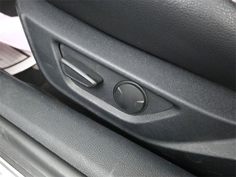 Used 2020 Ford Mustang Premium image 13