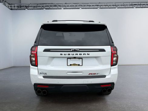 Used 2024 Chevrolet Suburban RST w/ Sport Performance Package AWD/4WD image 4