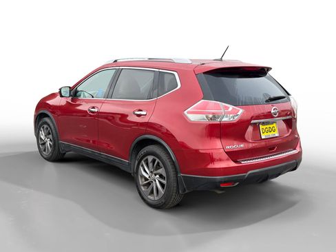 Used 2016 Nissan Rogue SL w/ SL Premium Package image 3