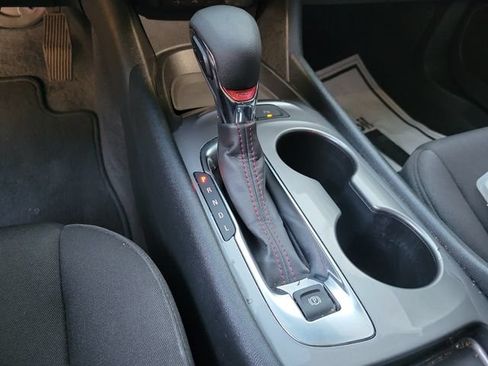 Used 2025 Chevrolet Malibu RS FWD image 25