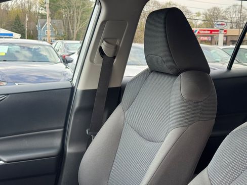 Used 2025 Toyota RAV4 LE image 22