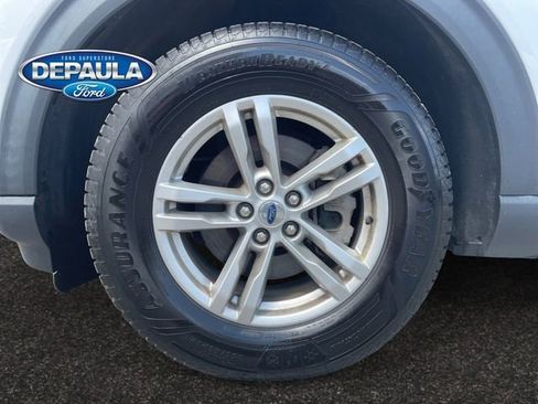 Used 2021 Ford Explorer XLT w/ Equipment Group 202A AWD/4WD image 18