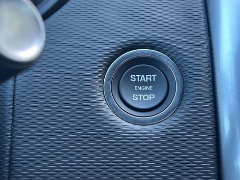 New 2026 Land Rover Discovery Limited Edition image 28