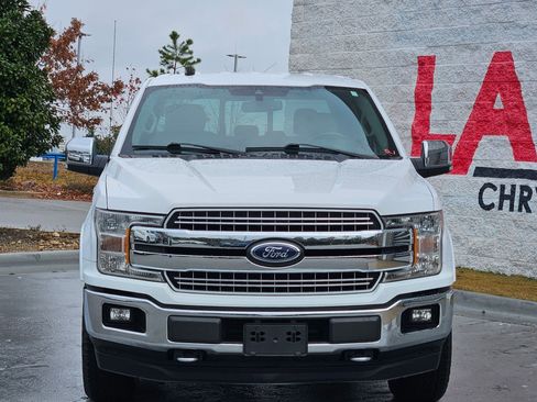 Used 2019 Ford F150 Lariat image 2