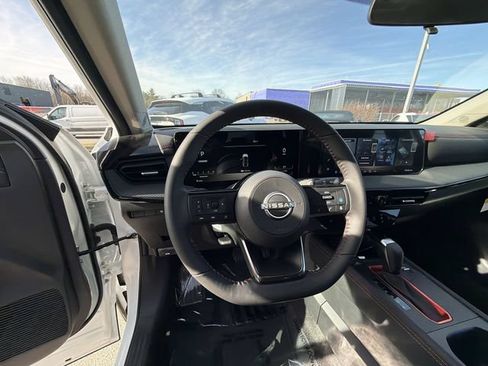 New 2026 Nissan Kicks SR w/ Cold Weather Package AWD/4WD image 14