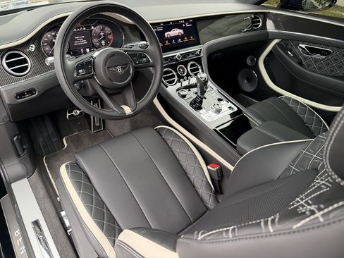 Used 2023 Bentley Continental GT Speed image 31