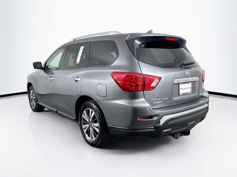Used 2019 Nissan Pathfinder SL image 2