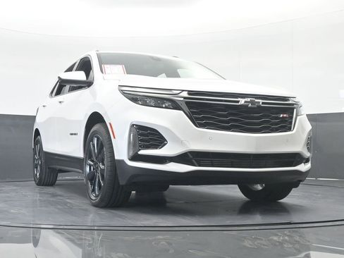 Used 2023 Chevrolet Equinox RS image 65