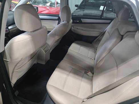 Used 2017 Subaru Outback 2.5i Premium AWD/4WD image 20