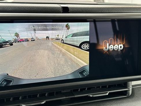 New 2026 Jeep Gladiator Sport AWD/4WD image 17