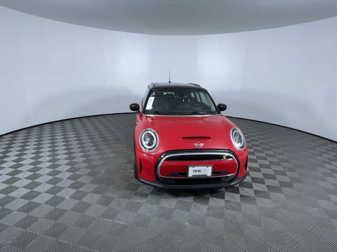 Used 2022 MINI Cooper SE image 3
