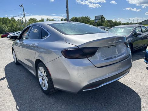 Used 2015 Chrysler 200 Limited w/ Convenience Group FWD image 4