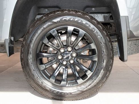 Used 2022 GMC Canyon Elevation AWD/4WD image 9