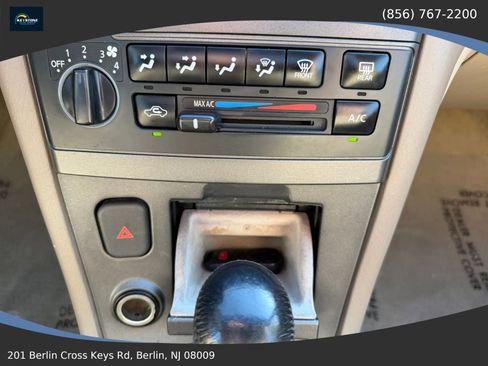 Used 2003 Nissan Maxima SE FWD image 24