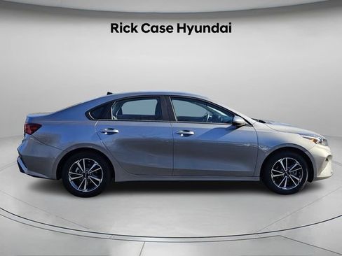 Used 2024 Kia Forte LXS image 4