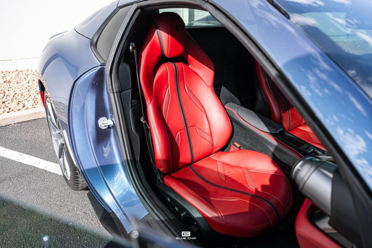 Used 2021 Ferrari 812 GTS RWD image 27